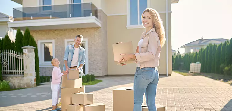 Why Knoxville Homeowners Prefer Working with Us Instead of a Realtor